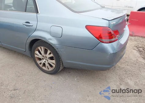 2008 Toyota Avalon Touring z USA, uszkodzony, nr VIN 4T1BK36B88U274379